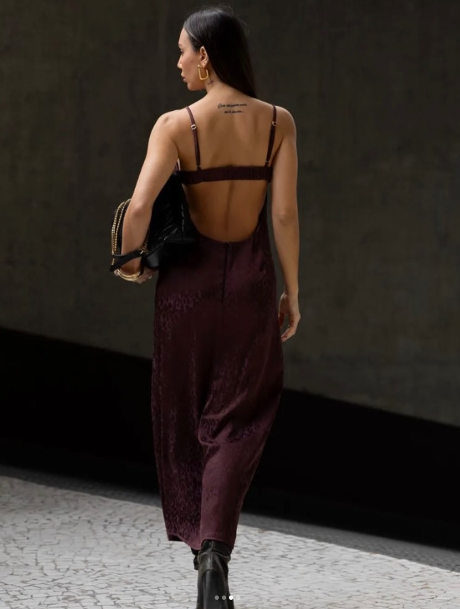 Slip dress vinho de costas abertas